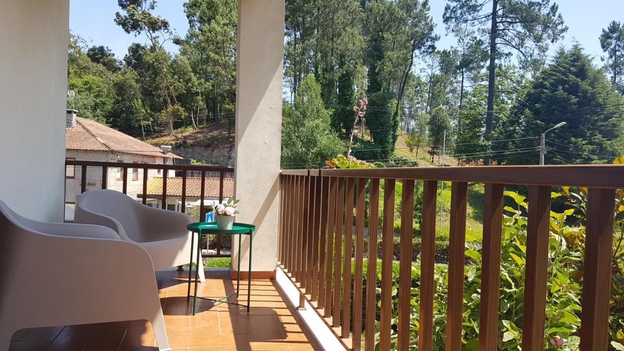 Sobreiro Apartamentos Rio Caldo Exterior photo